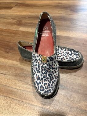 Twisted X Women's Slip-On Shoes Brown Canvas with Red Insole